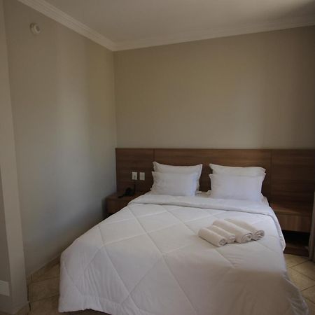 Hotel Regina Muriaé Buitenkant foto