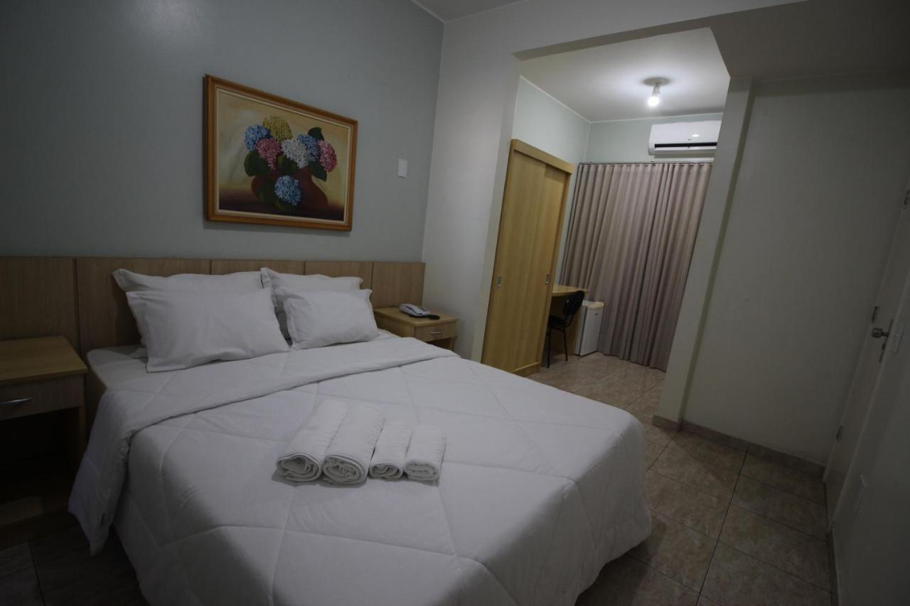 Hotel Regina Muriaé Buitenkant foto