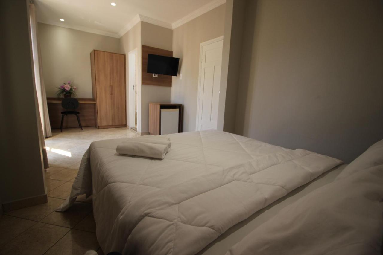 Hotel Regina Muriaé Buitenkant foto