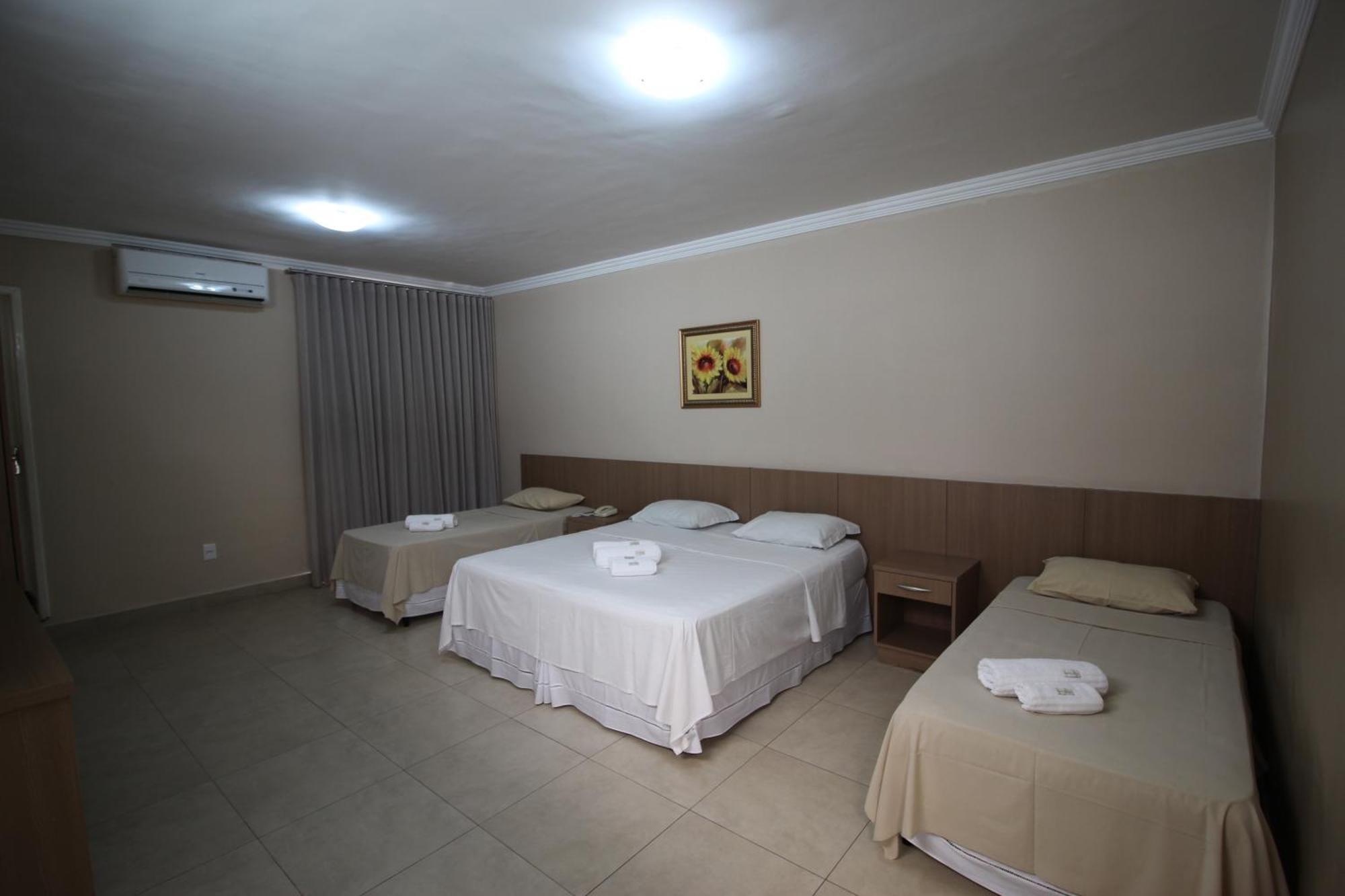 Hotel Regina Muriaé Buitenkant foto